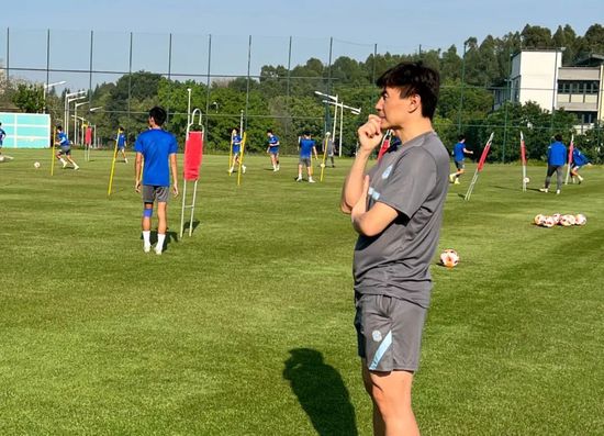 小婷的性放荡日记高h下载